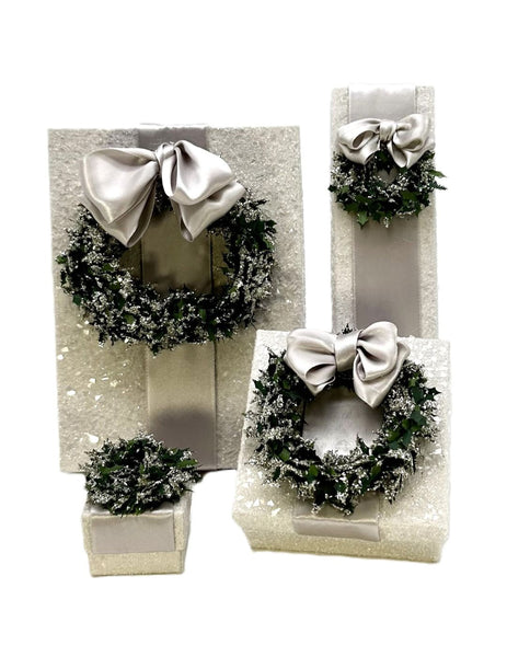 Holly Wreath Ring Box - Dove