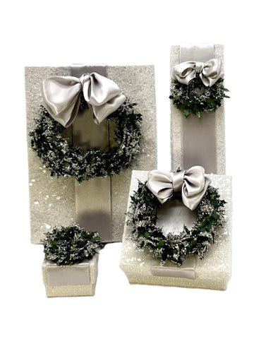 Holly Wreath Box - Rectangle, Dove