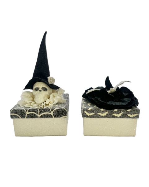 Skull Treat Box - Black & Cream