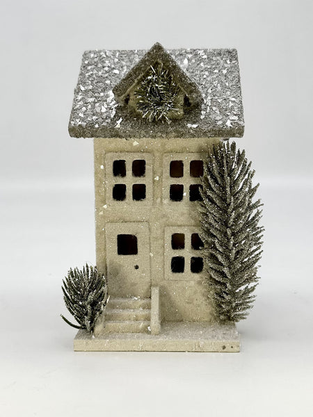 Townhouse with Pines - Dove