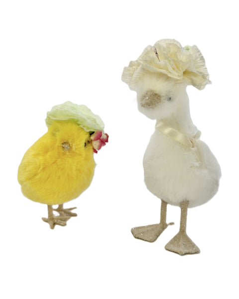 Chick with Mint Bonnet - Yellow