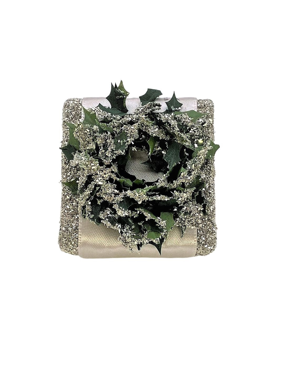 Holly Wreath Ring Box - Dove