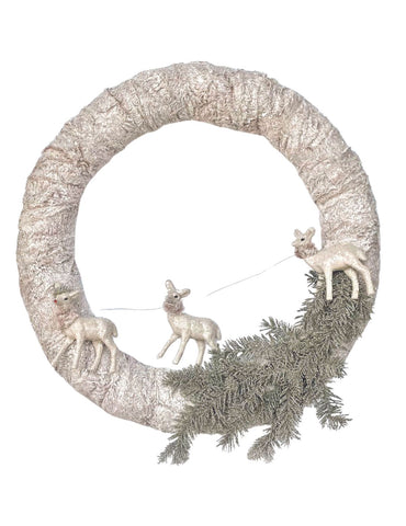 Fur 24" Wreath with Deer - Oatmeal
